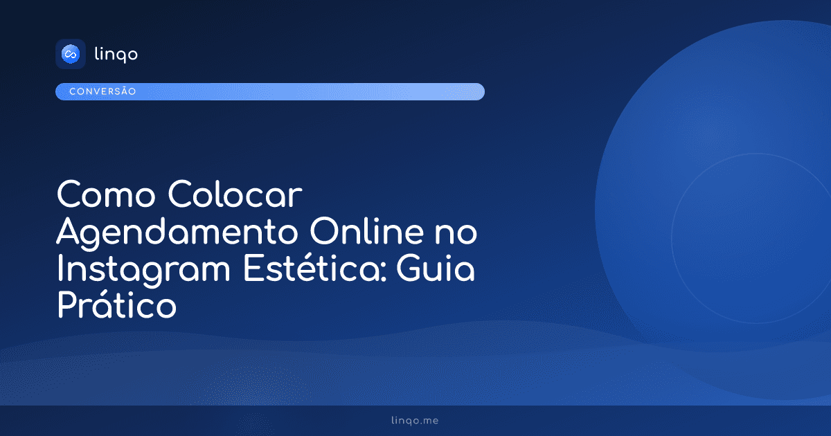 Profissional de estética a gerir agendamentos online no telemóvel dentro da clínica