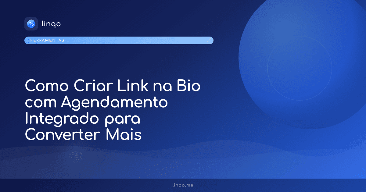 Profissional utilizando smartphone para gerenciar agendamentos através do link na bio