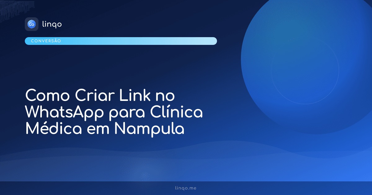 Recepção de clínica médica em Nampula com atendente a responder pacientes no WhatsApp