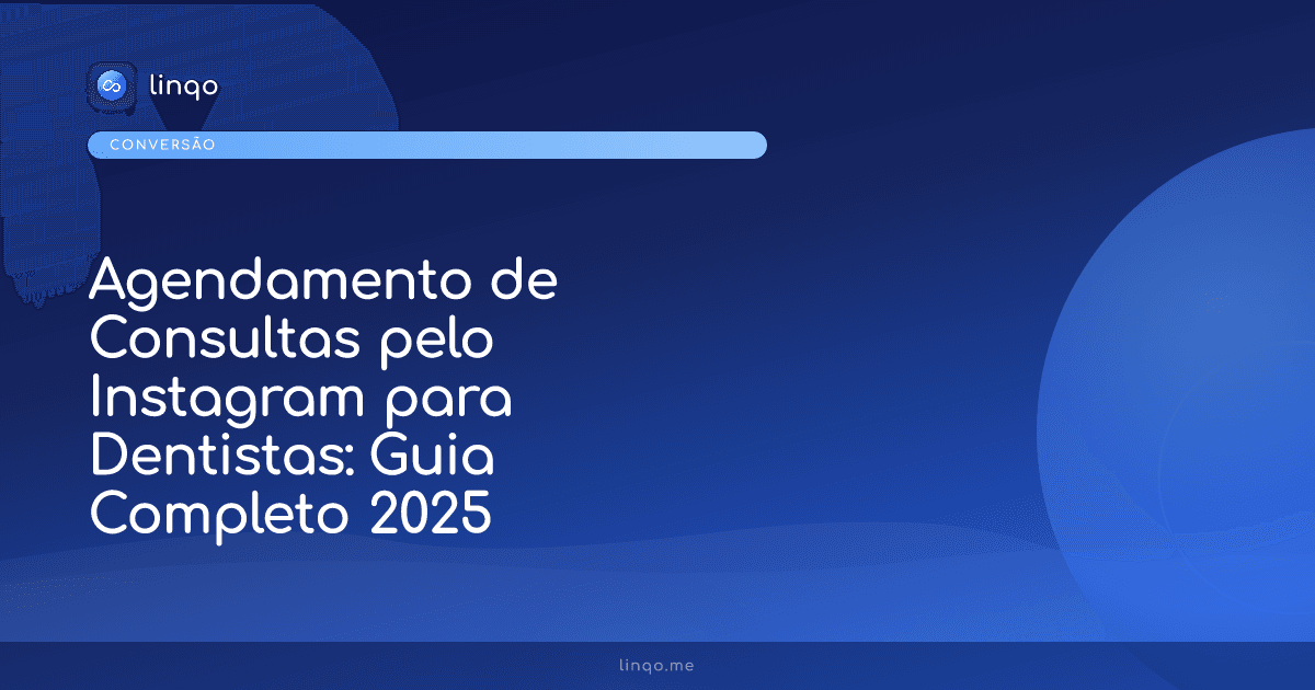 Dentista sorrindo segurando um smartphone com tela mostrando aplicativo de agendamento de consultas